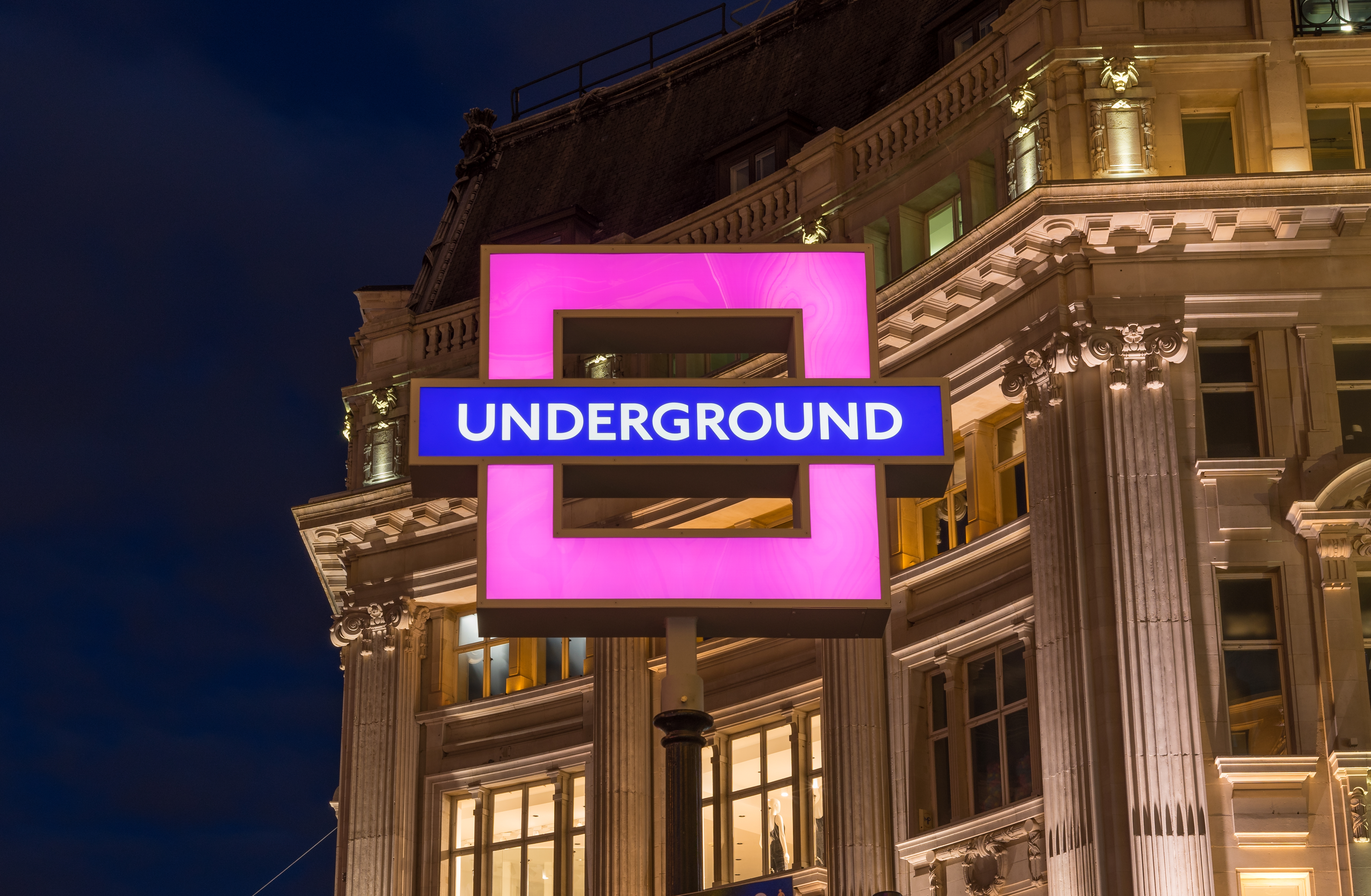 Re-shaped London Underground logo